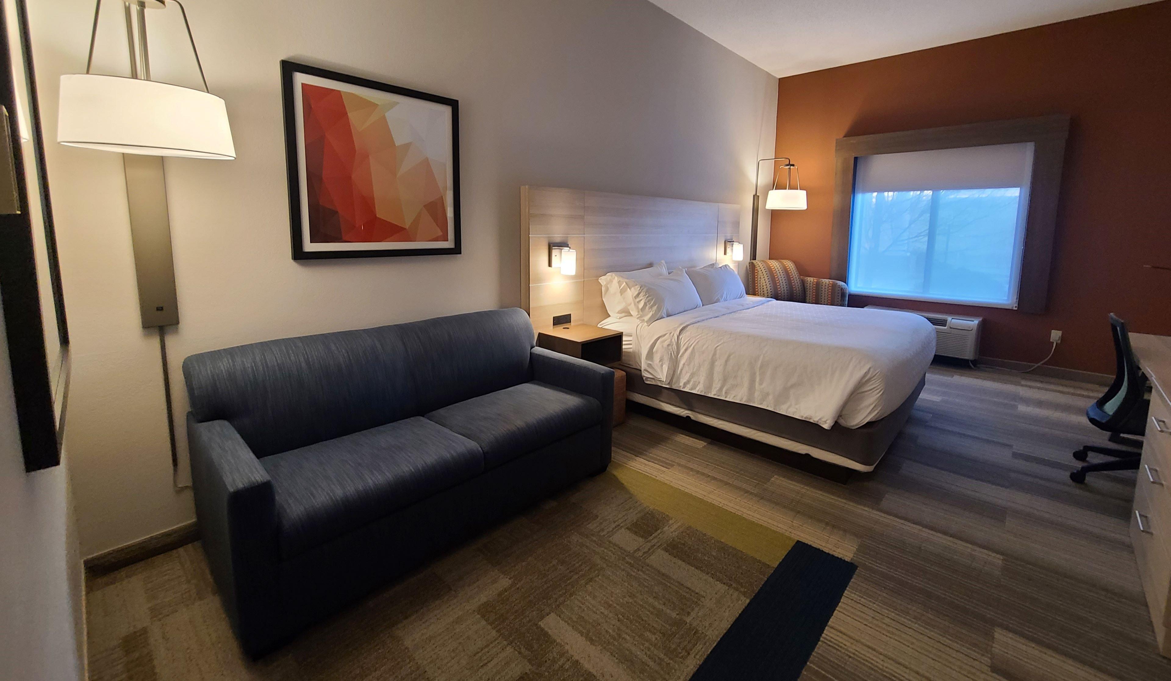 Holiday Inn Express Lordstown-Newton Falls/Warren By Ihg Exterior photo