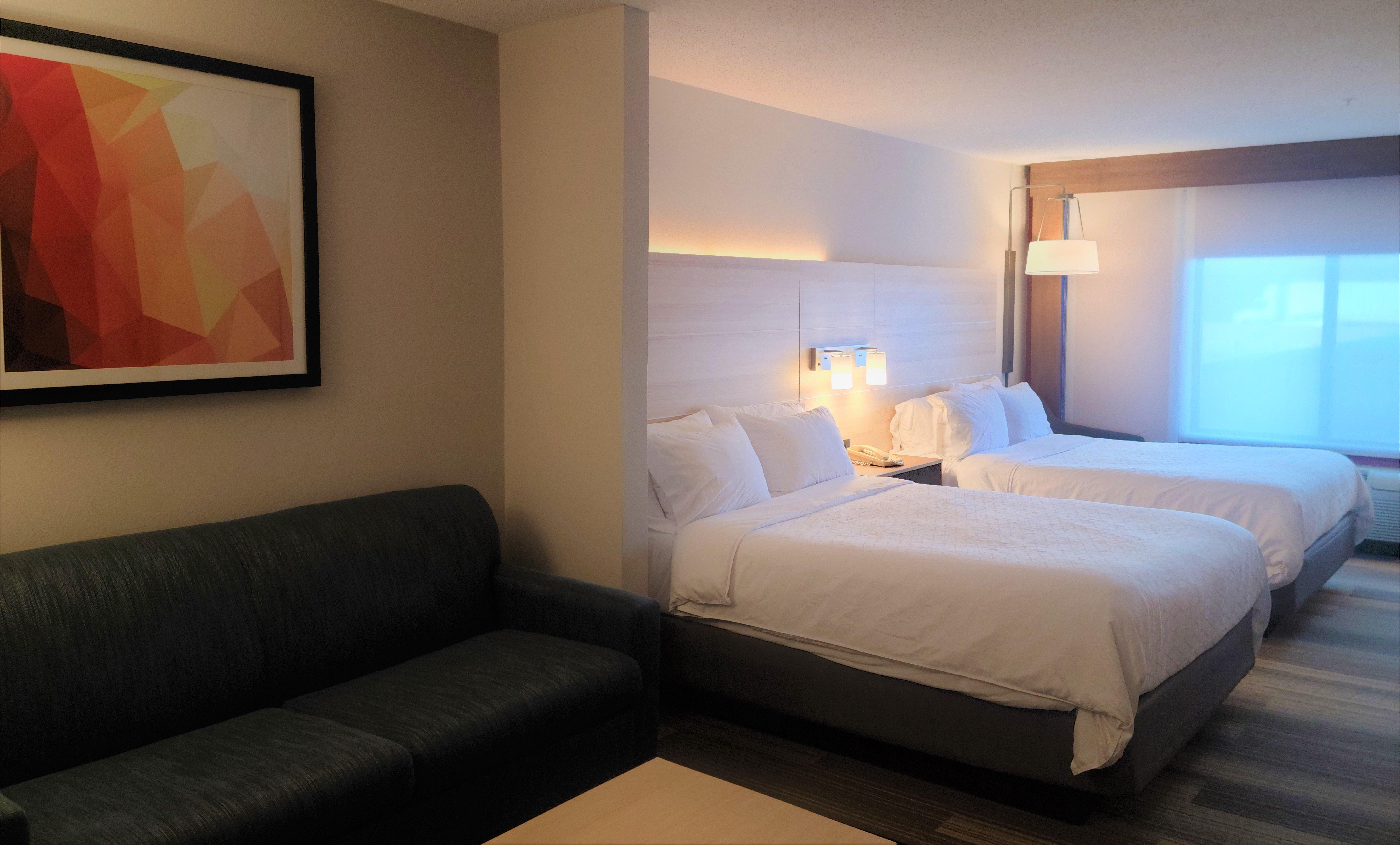 Holiday Inn Express Lordstown-Newton Falls/Warren By Ihg Exterior photo